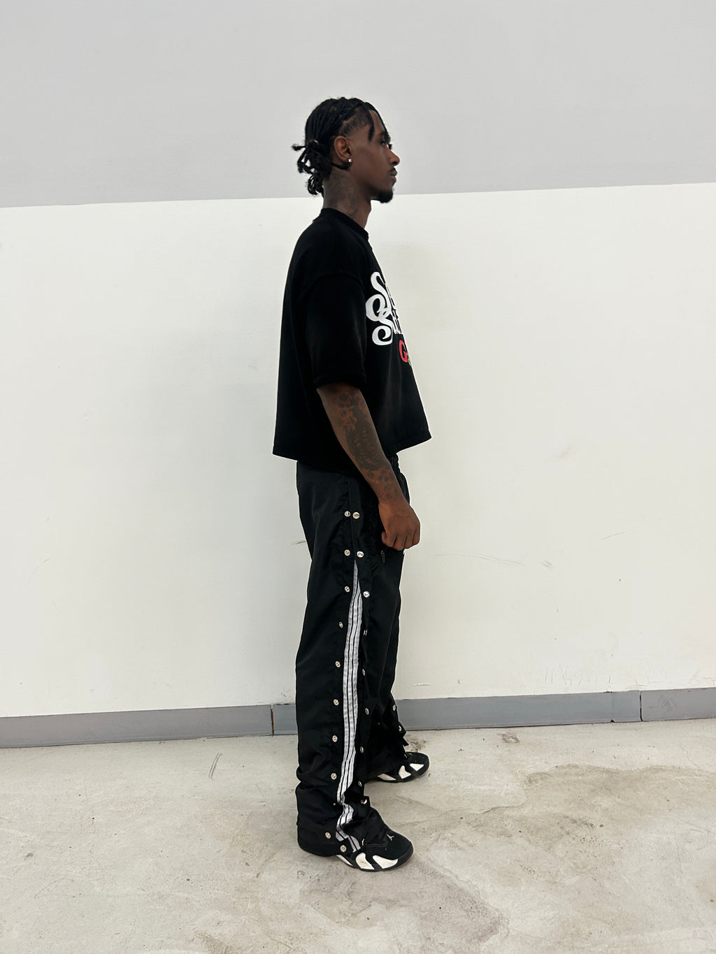 Black breakaway